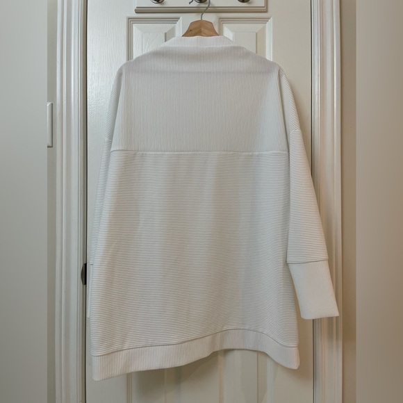 Bright White Ribbed ottoman Tunic Style Shirt - Picture 6 of 8